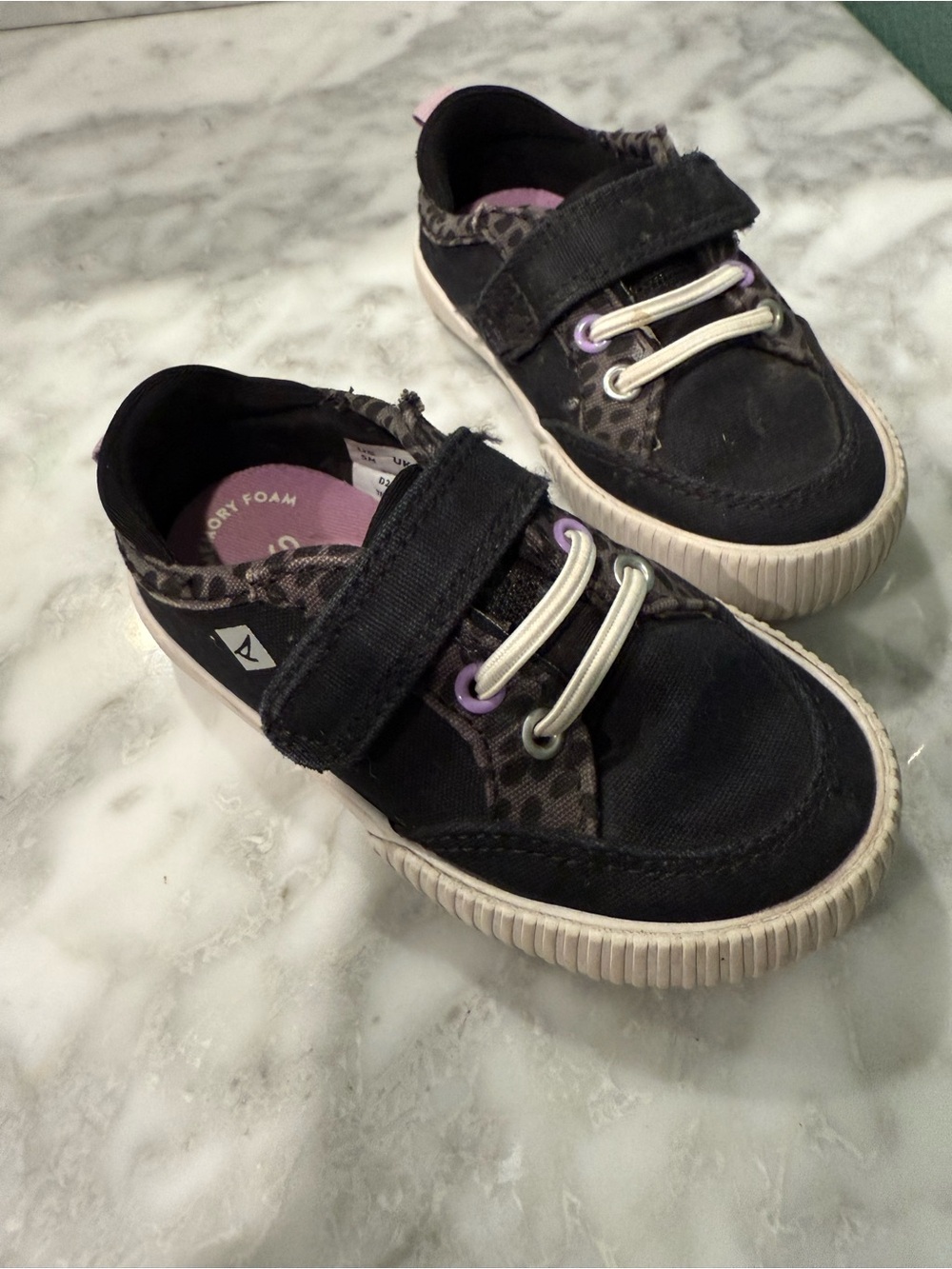 Girl’s Sperry Shoe